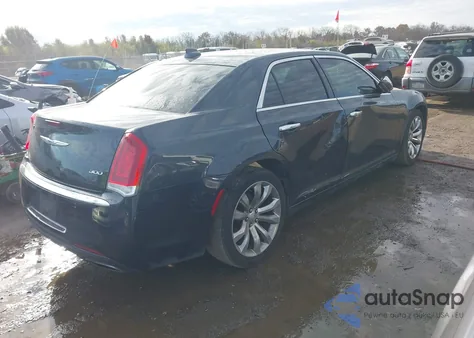 2018 Chrysler 300 Limited z USA, uszkodzony, nr VIN 2C3CCAEG6JH159588